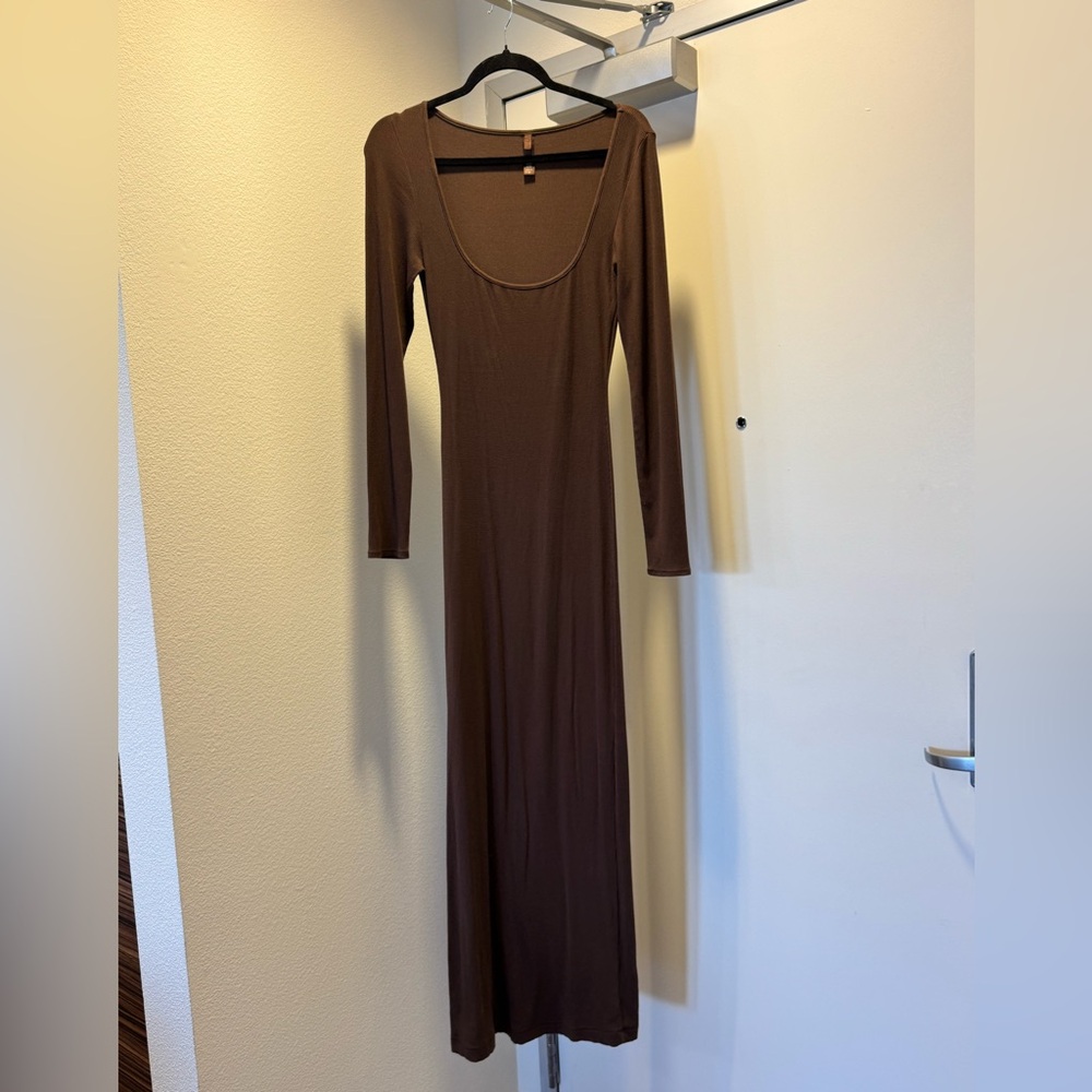 Skims | Viral Chocolate Maxi Dress